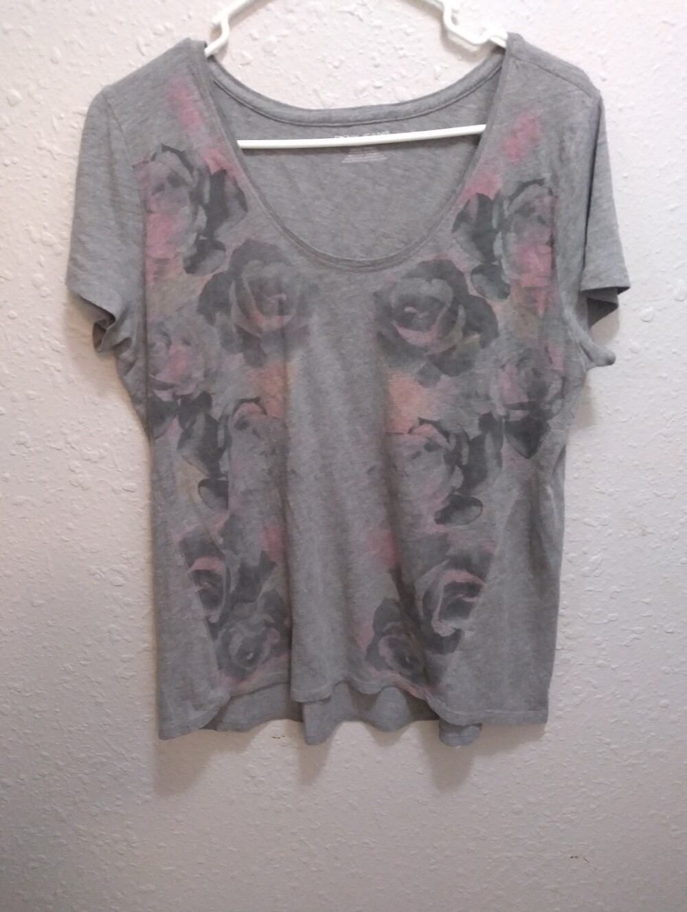 DKNY Jeans Scoop Neck Tee